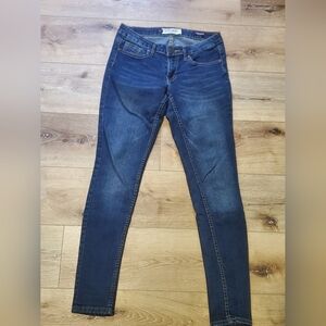 Vigoss Classic Blue Denim Skinny Jeans Size 1/2 Euc